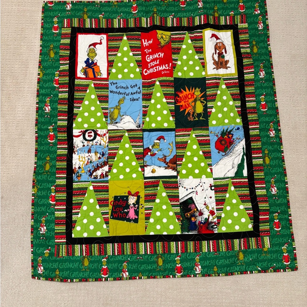 Dr. Seuss Grinch Holiday Throw with Green and Red Patterns